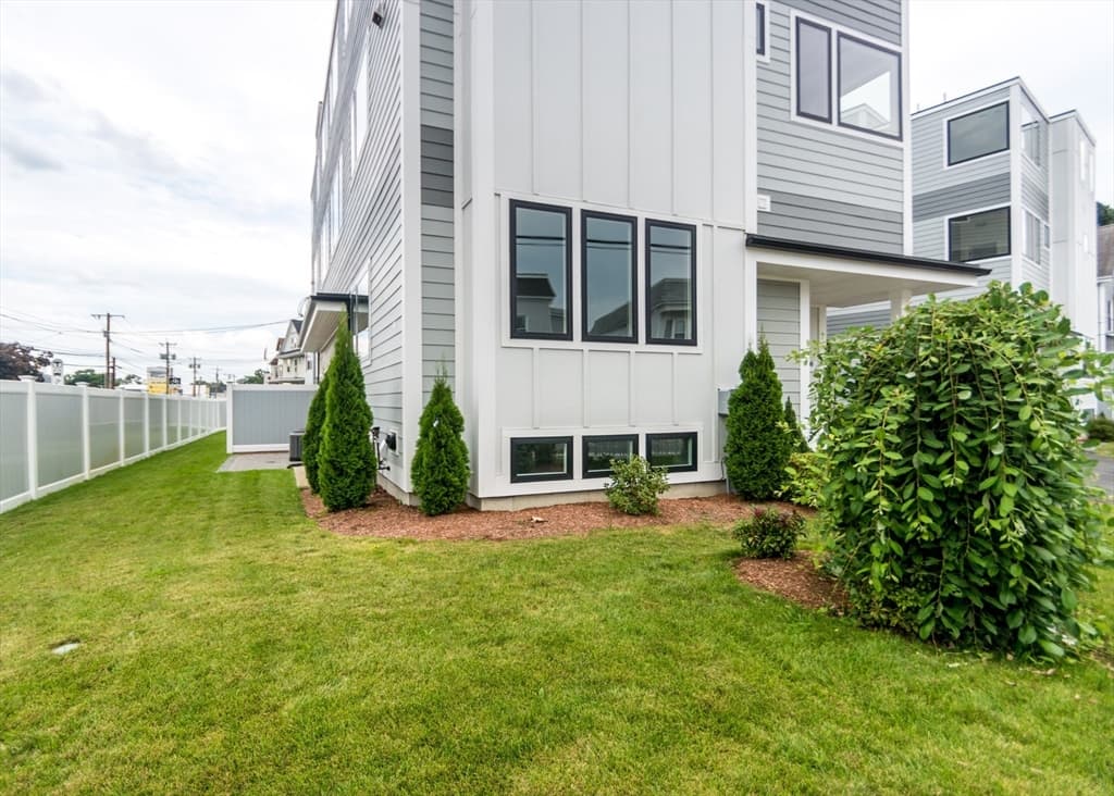 308 Newton Street # 1, Waltham MA 02453 photo 4