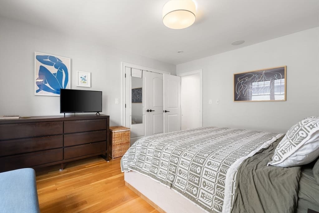 Condominium at 95 Green St # 2, Boston MA 02130, Boston, photo 18 of 40