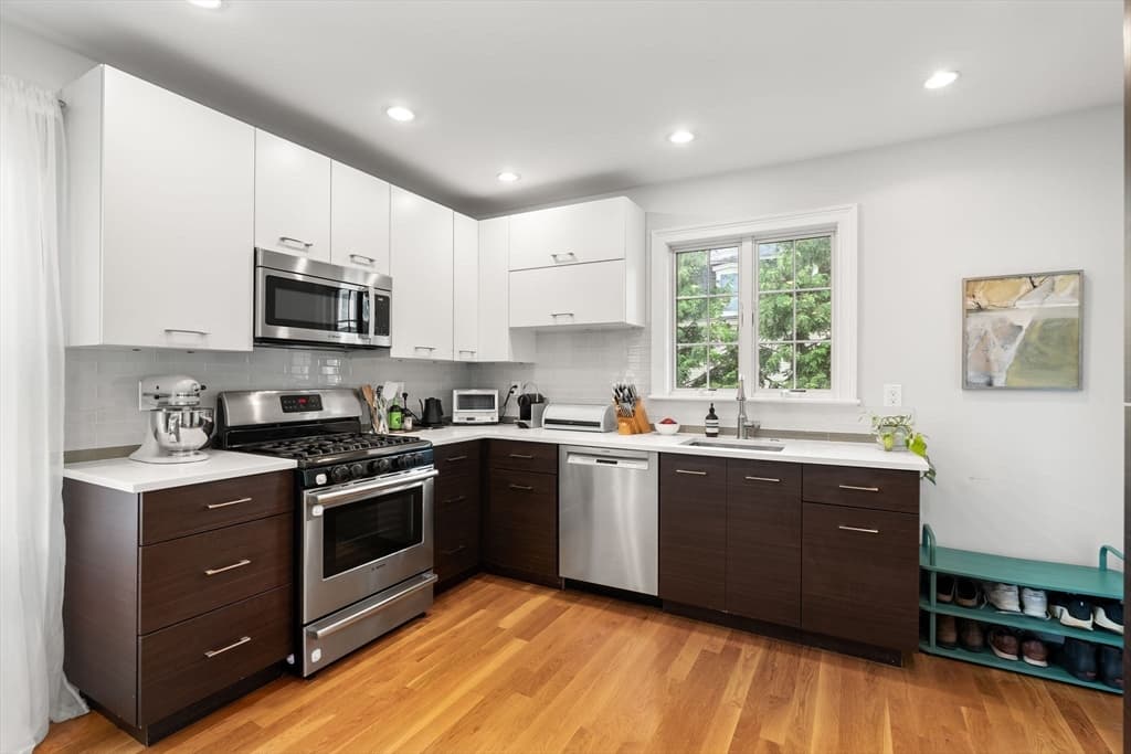 Condominium at 95 Green St # 2, Boston MA 02130, Boston, photo 11 of 40