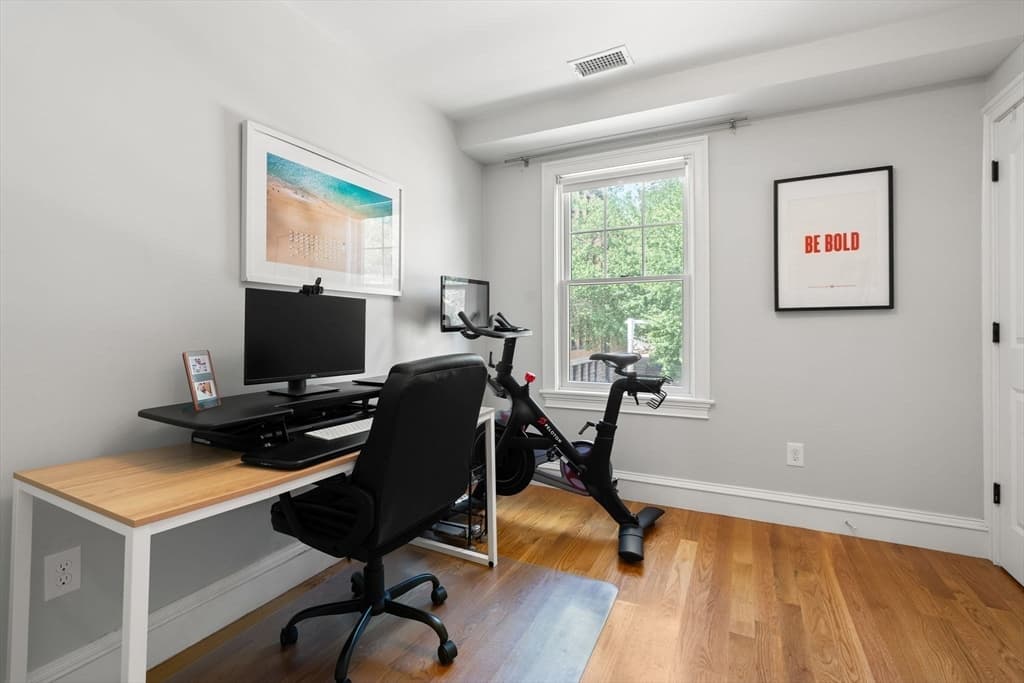 Condominium at 95 Green St # 2, Boston MA 02130, Boston, photo 25 of 40