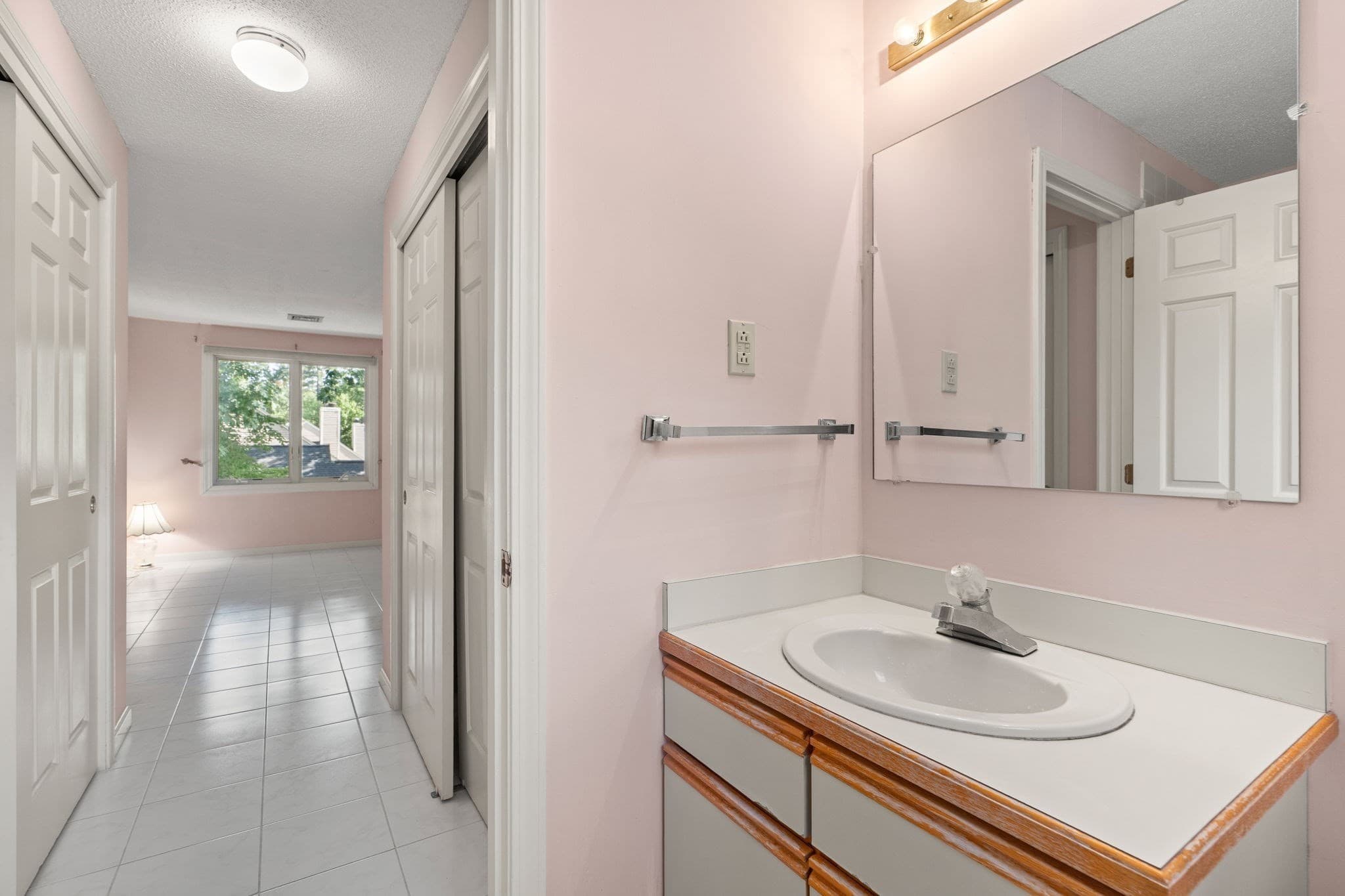 Condominium at 213 Brickett Hill Circle # 213, Haverhill MA 01830, Haverhill, photo 16 of 42