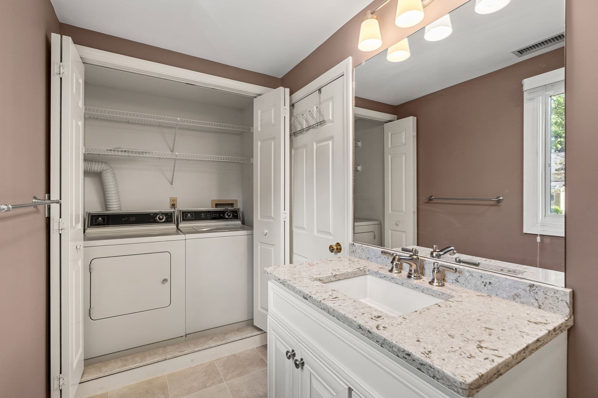 Condominium at 213 Brickett Hill Circle # 213, Haverhill MA 01830, Haverhill, photo 10 of 42