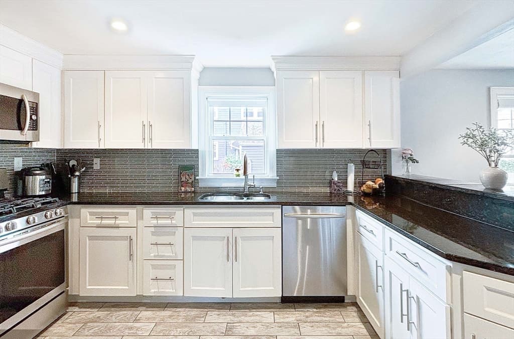44 Harmon St, Lynn MA 01905 photo 7