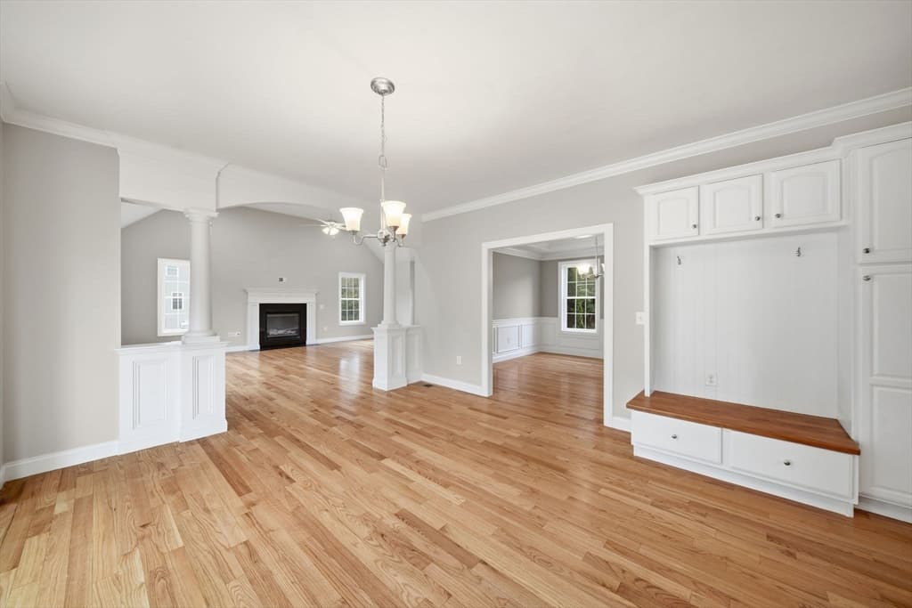 1055 Salem Street, North Andover MA 01845 photo 11