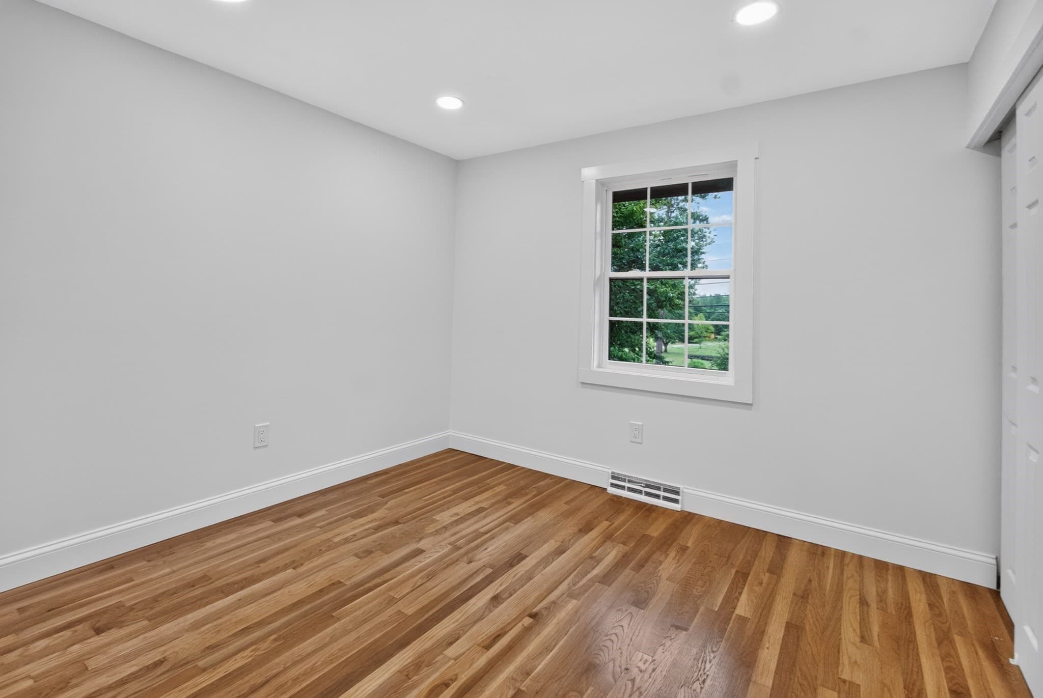 Single Family Residence at 601 Winter St, Framingham MA 01702, photo 18 of 42