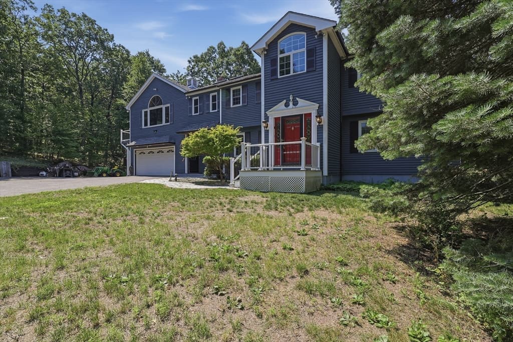 73 West Street, Pepperell MA 01463 photo 2