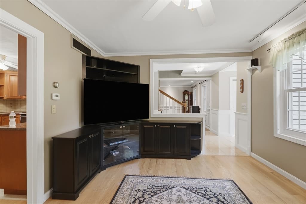 73 West Street, Pepperell MA 01463 photo 6