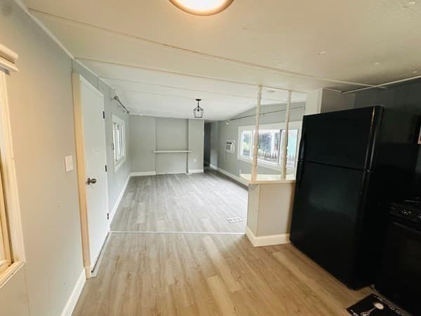 Mobile Home at 1790 Massachusetts Ave # 25, Lunenburg MA 01462, photo 7 of 24