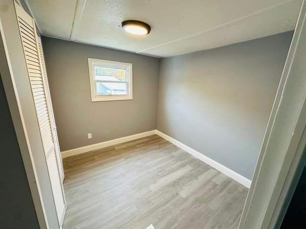 Mobile Home at 1790 Massachusetts Ave # 25, Lunenburg MA 01462, photo 9 of 24