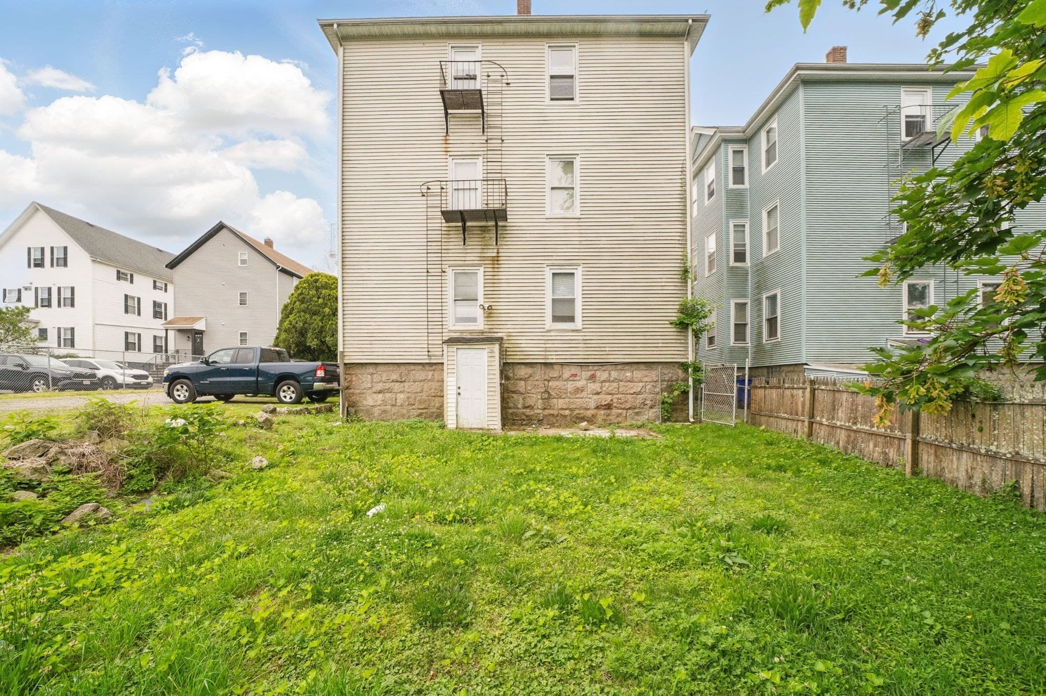 3 Family at 646 Birch St, Fall River MA 02724, photo 3 of 23