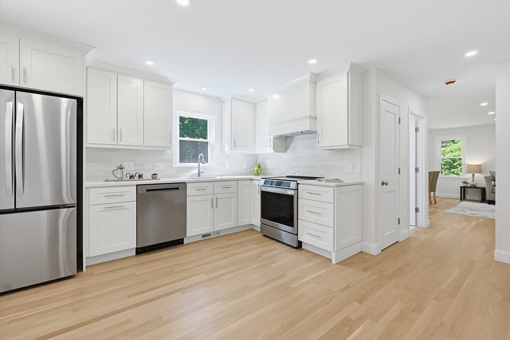 Single Family Residence at 8 Cook Rd, Foxboro MA 02035, Foxboro, photo 12 of 36