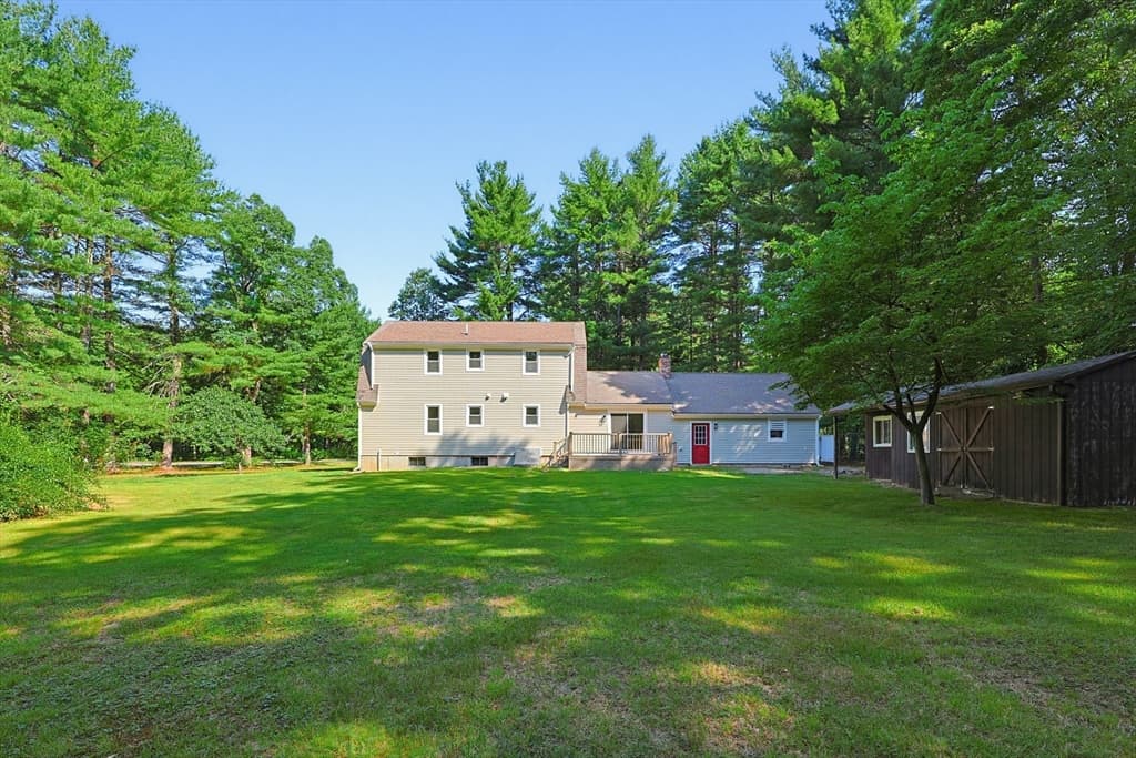 Single Family Residence at 8 Cook Rd, Foxboro MA 02035, Foxboro, photo 33 of 36