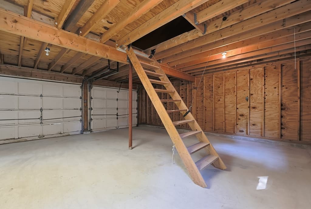 Single Family Residence at 8 Cook Rd, Foxboro MA 02035, Foxboro, photo 35 of 36