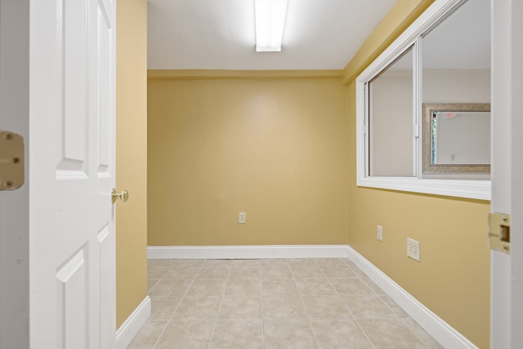 567 Talbot Ave # 20, Boston MA 02124 photo 12