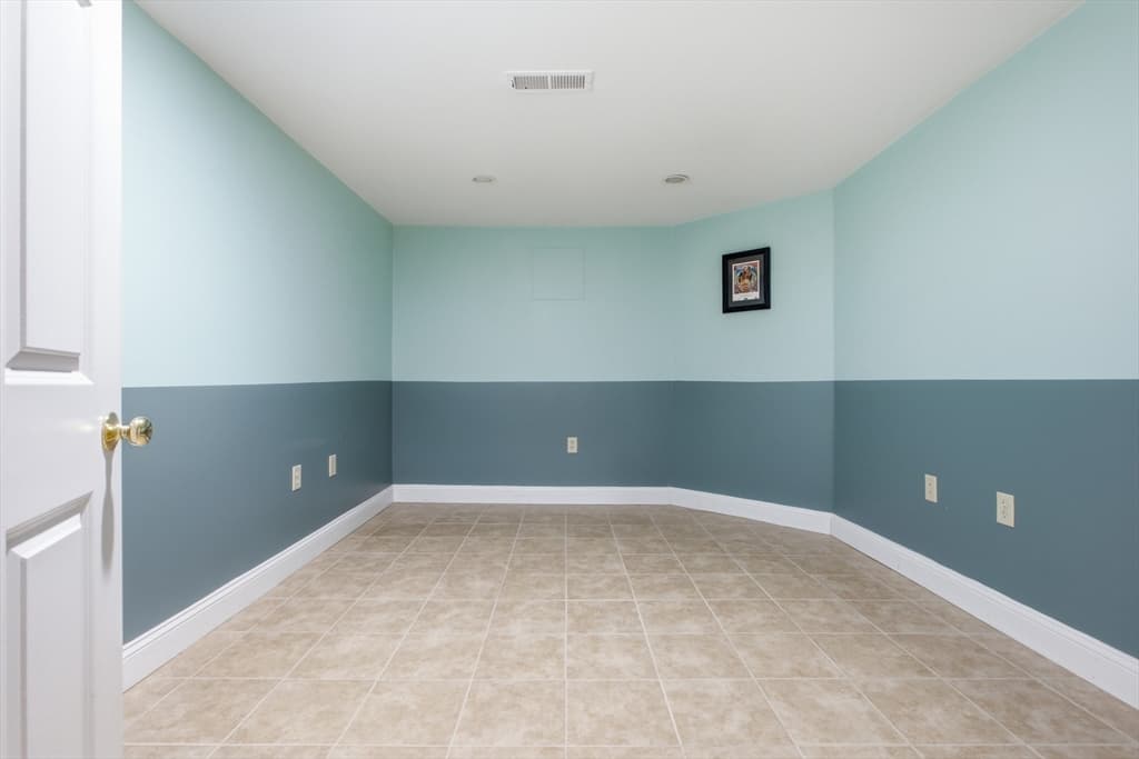 567 Talbot Ave # 20, Boston MA 02124 photo 19