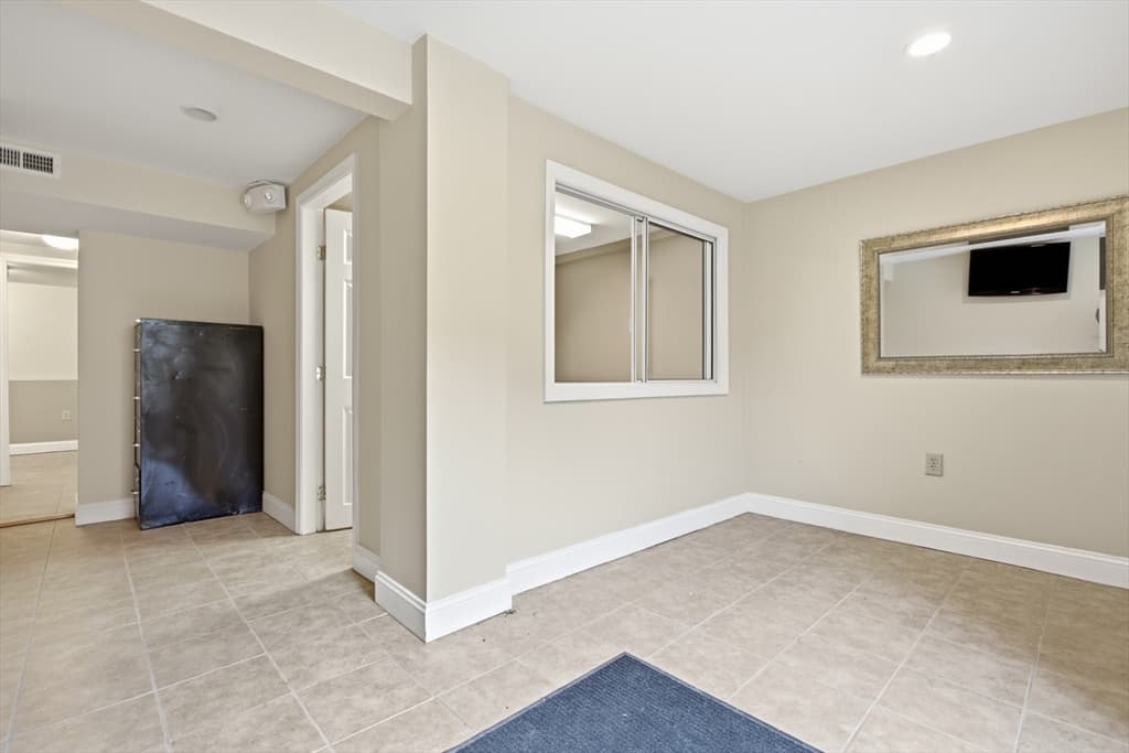 567 Talbot Ave # 20, Boston MA 02124 photo 8