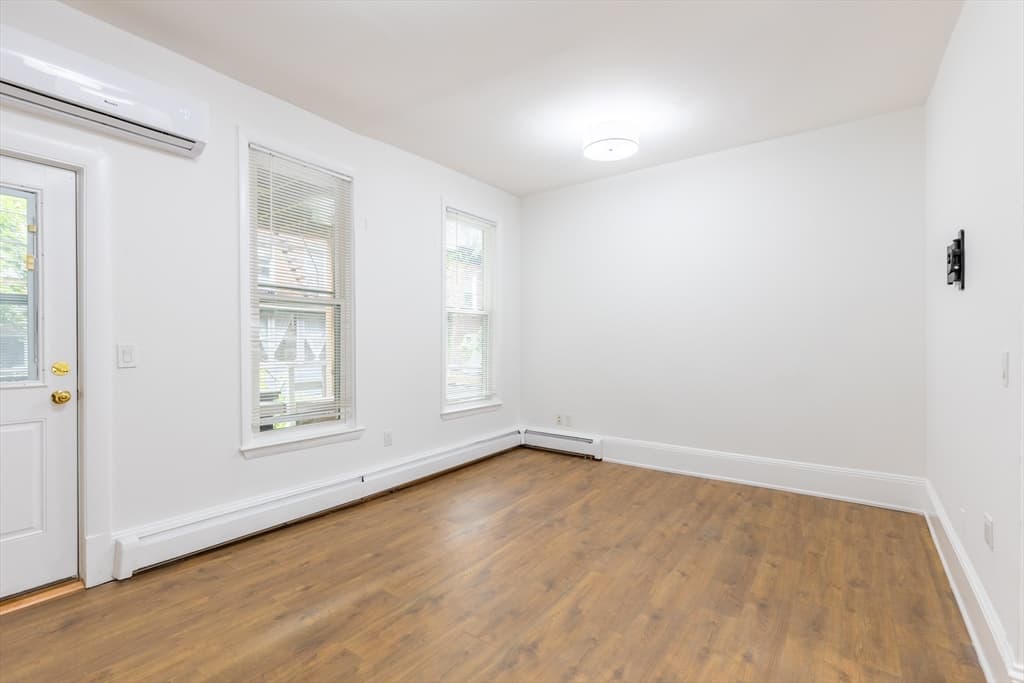 3 Family at 595 East 5th Street, Boston MA 02127, Boston, photo 3 of 26