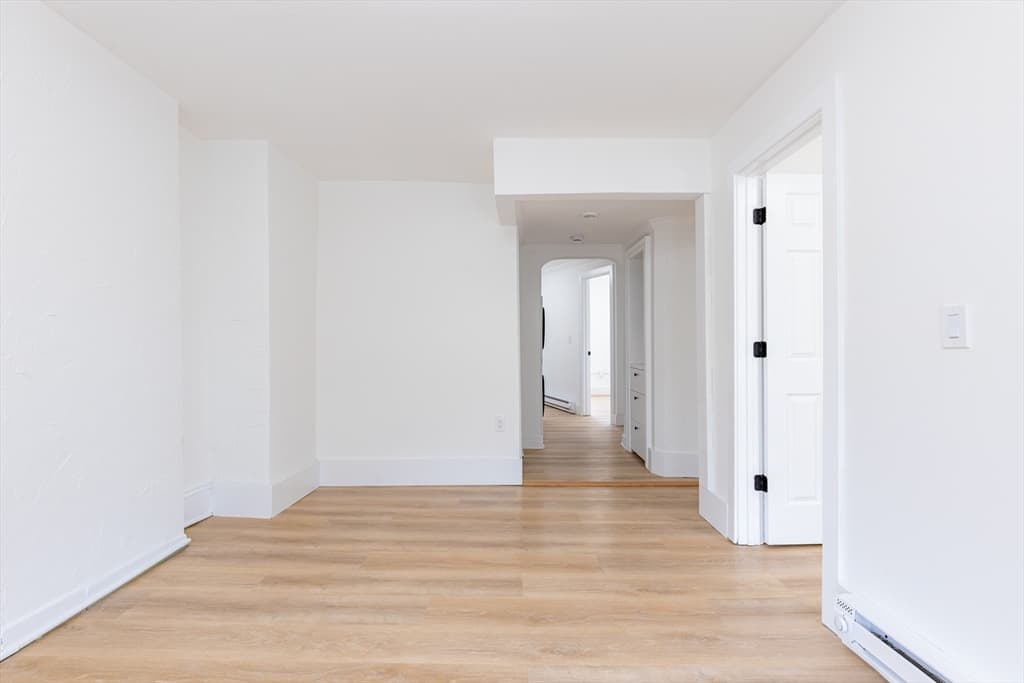 3 Family at 595 East 5th Street, Boston MA 02127, Boston, photo 15 of 26