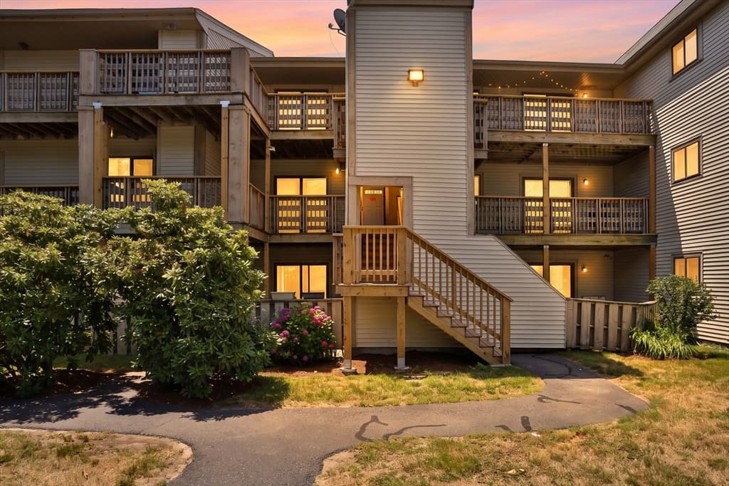 800 Bearses Way, Barnstable MA 02601 photo 23