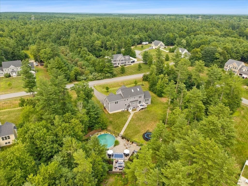 8 Paddock Cir, Middleboro MA 02346 photo 8