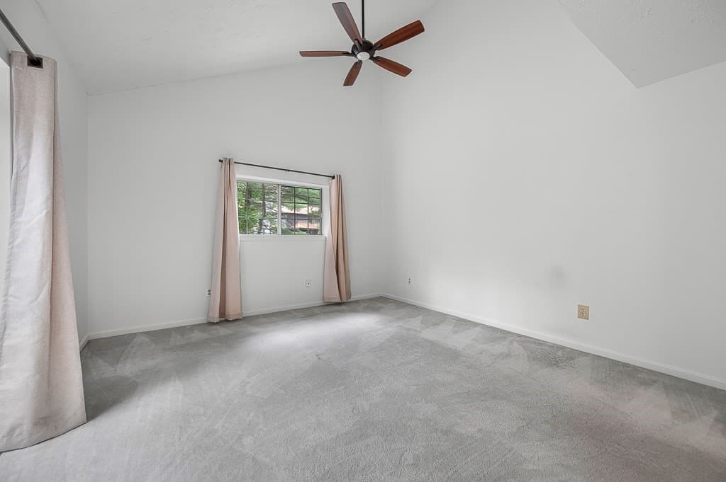 54 Voyagers Ln # 54, Ashland MA 01721 photo 9