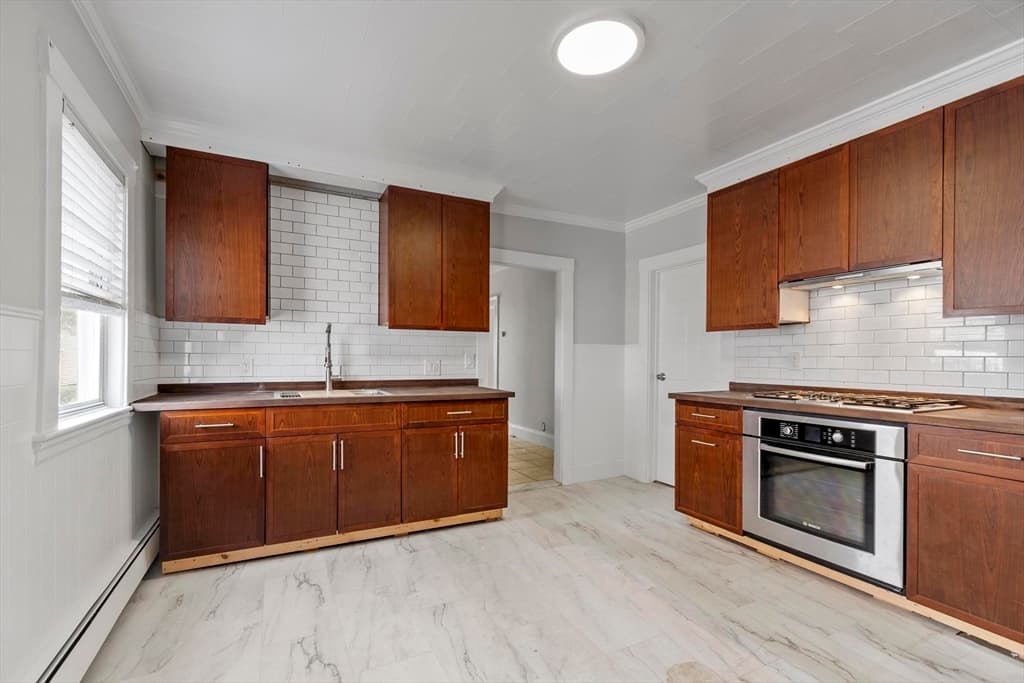 26 Shirley St, Everett MA 02149 photo 7