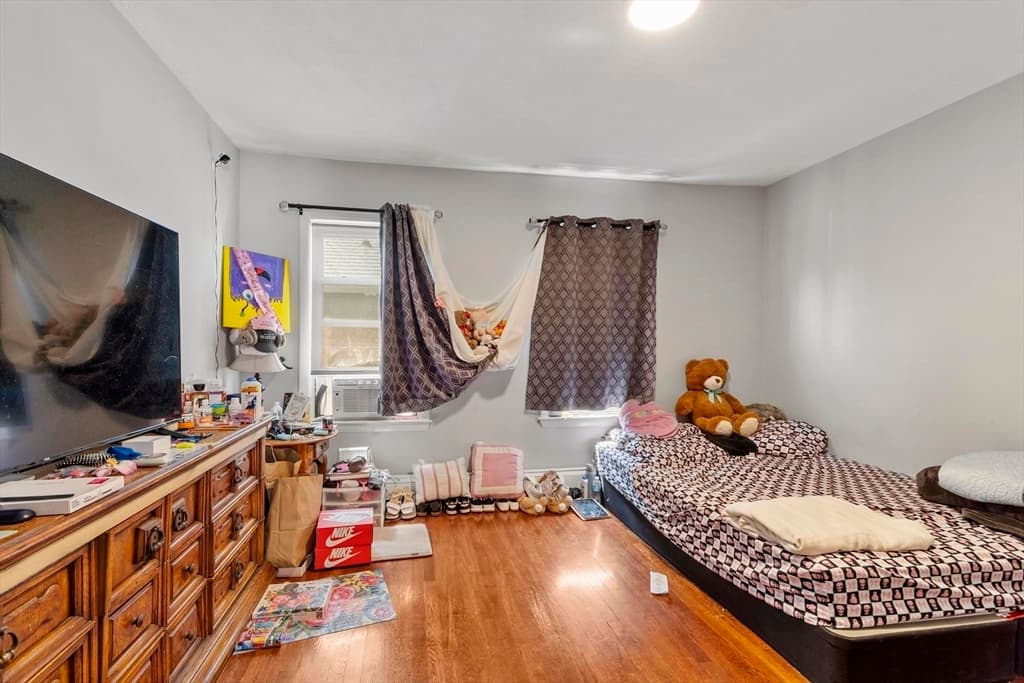 26 Shirley St, Everett MA 02149 photo 15