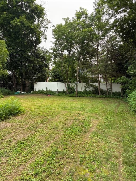 Single Family Residence at 303 Chapman, Greenfield MA 01301, Greenfield, photo 5 of 23