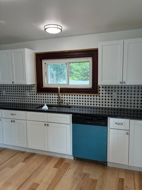 Single Family Residence at 303 Chapman, Greenfield MA 01301, Greenfield, photo 8 of 23