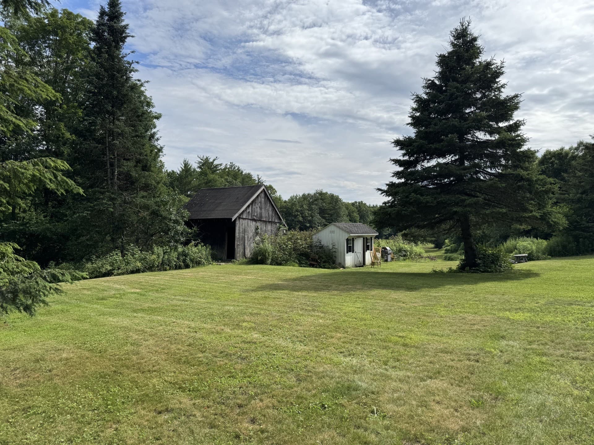 3 Family at 114 Parmenter Rd, Bernardston MA 01337, photo 4 of 11