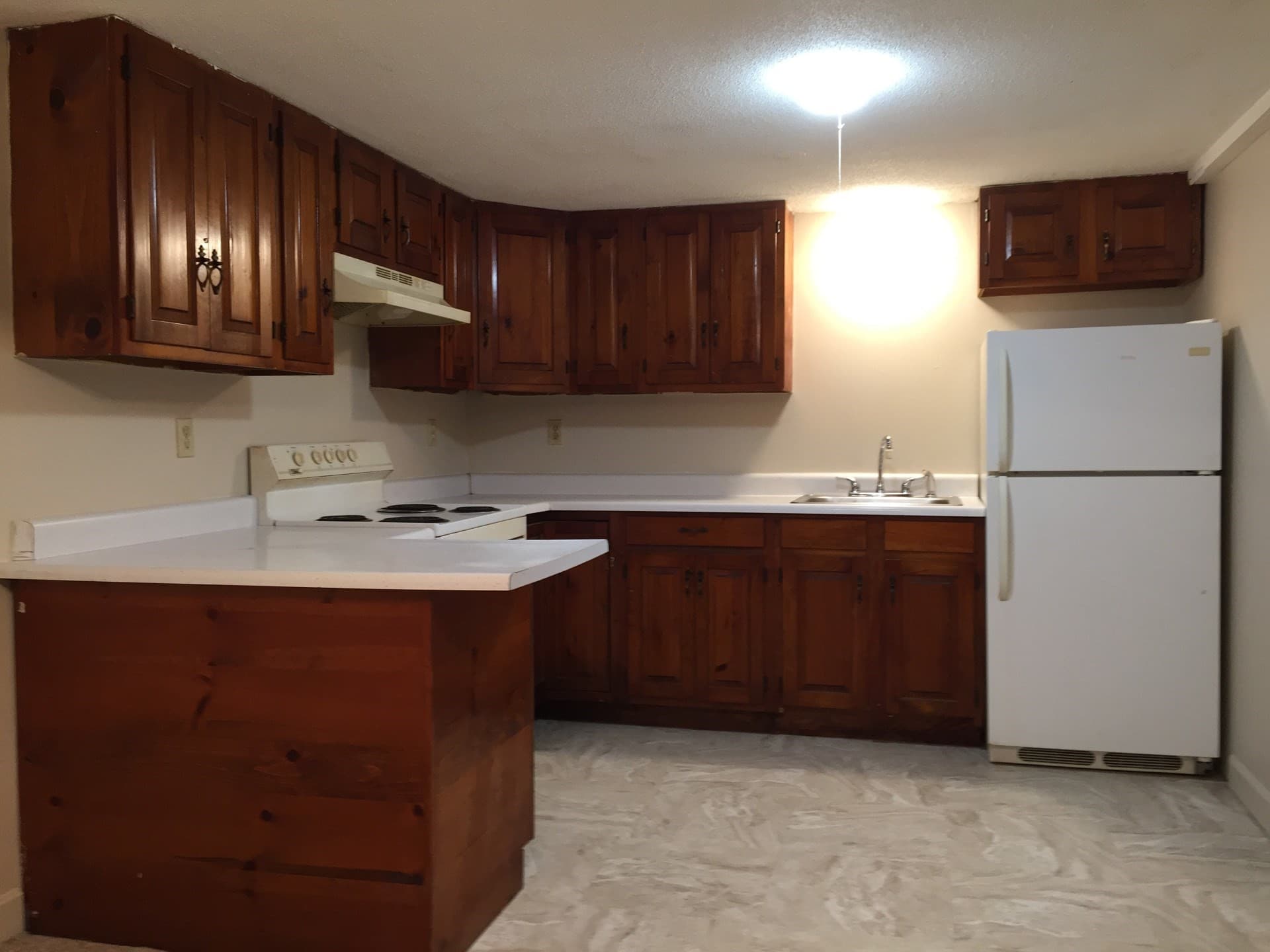 3 Family at 114 Parmenter Rd, Bernardston MA 01337, photo 8 of 11
