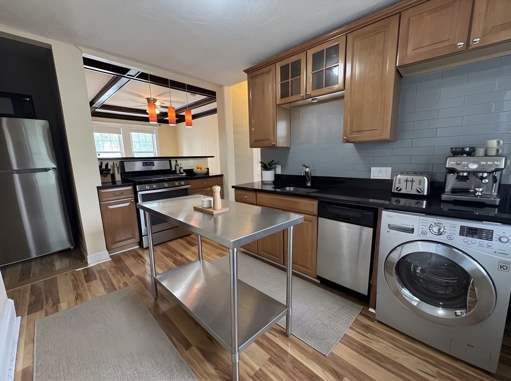 1742 Commonwealth Ave # 2, Boston MA 02135