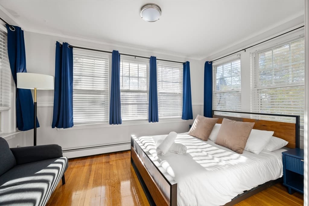 65-67 Saint James Circle, Newton MA 02458 photo 6