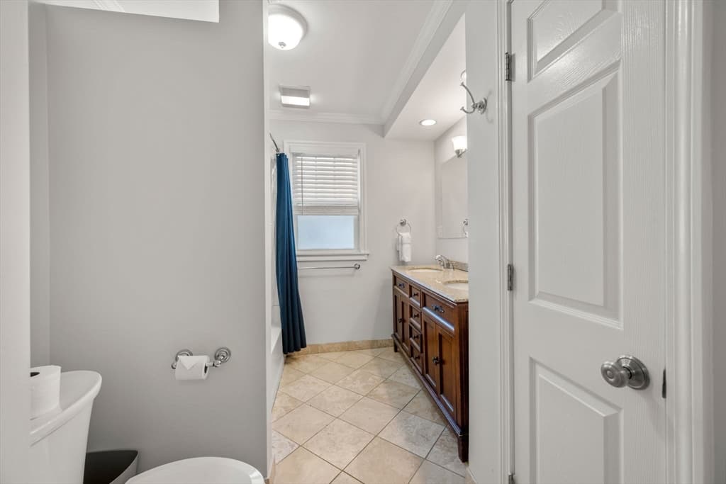 65-67 Saint James Circle, Newton MA 02458 photo 20