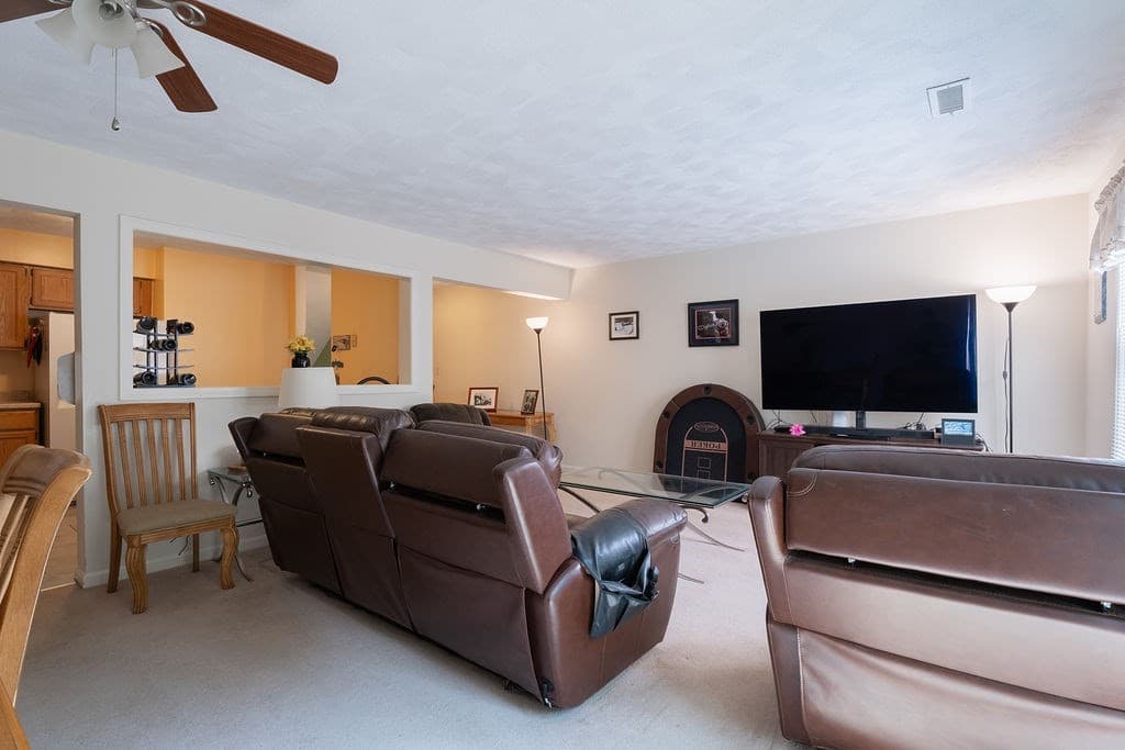 703 Brookhaven Ln # 703, Woonsocket RI 02895 photo 11