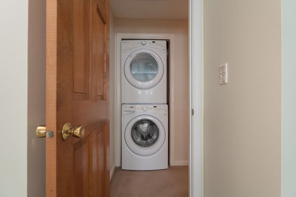 703 Brookhaven Ln # 703, Woonsocket RI 02895 photo 19