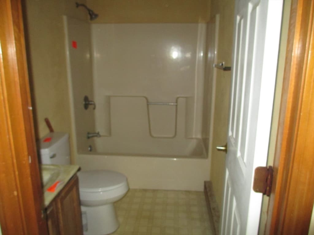 150 Carver St, Tewksbury MA 01876 photo 9