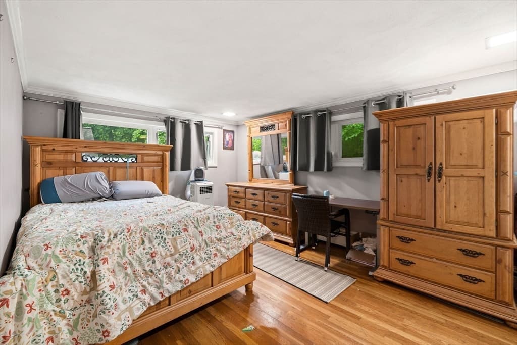 Single Family Residence at 10 Rafferty Rd, Stoneham MA 02180, Stoneham, photo 17 of 40
