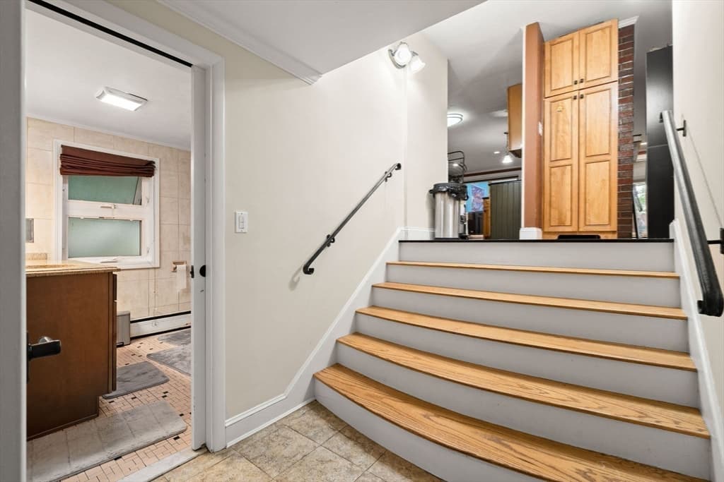 Single Family Residence at 10 Rafferty Rd, Stoneham MA 02180, Stoneham, photo 16 of 40