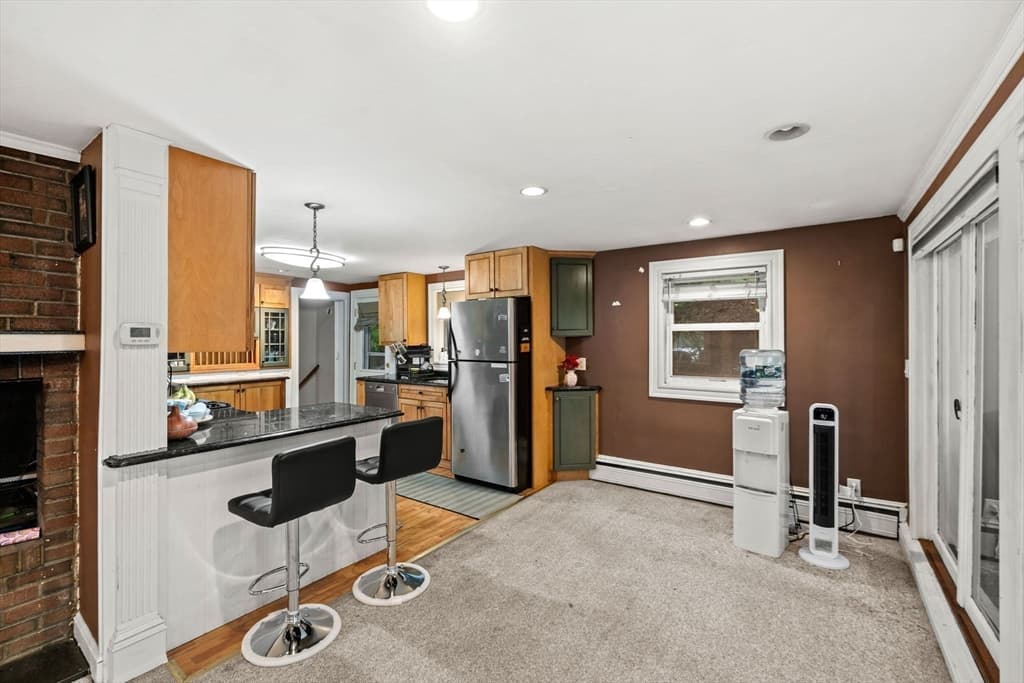 Single Family Residence at 10 Rafferty Rd, Stoneham MA 02180, Stoneham, photo 5 of 40