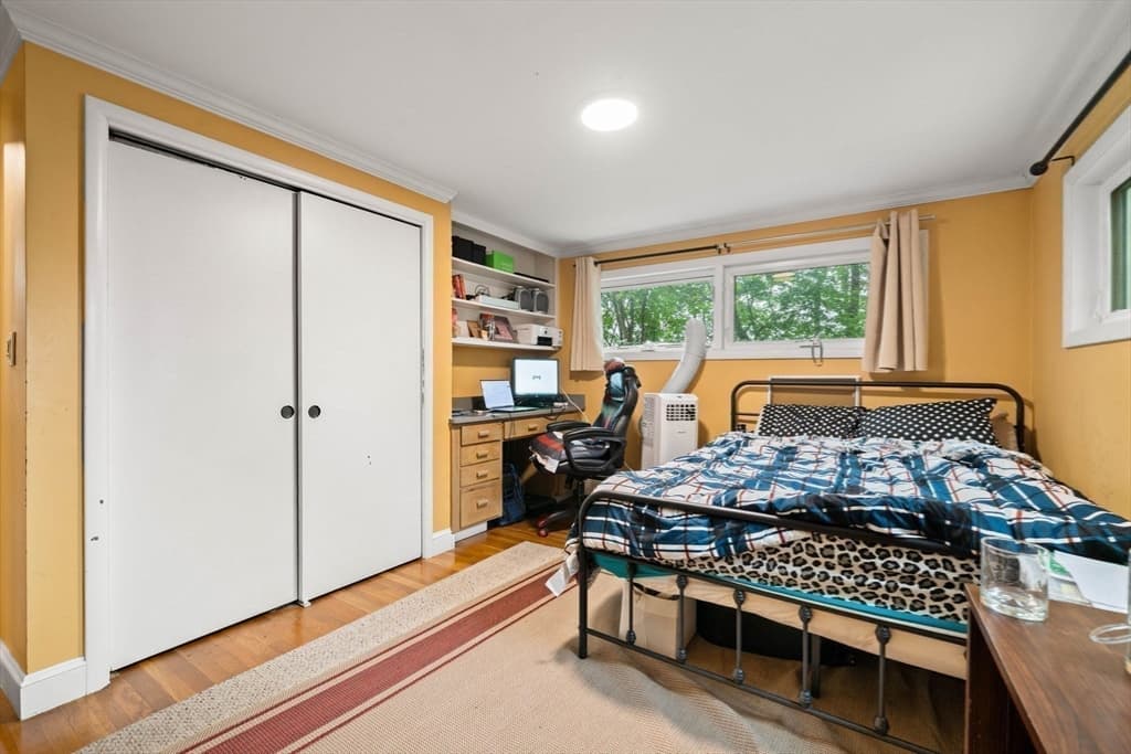 Single Family Residence at 10 Rafferty Rd, Stoneham MA 02180, Stoneham, photo 21 of 40