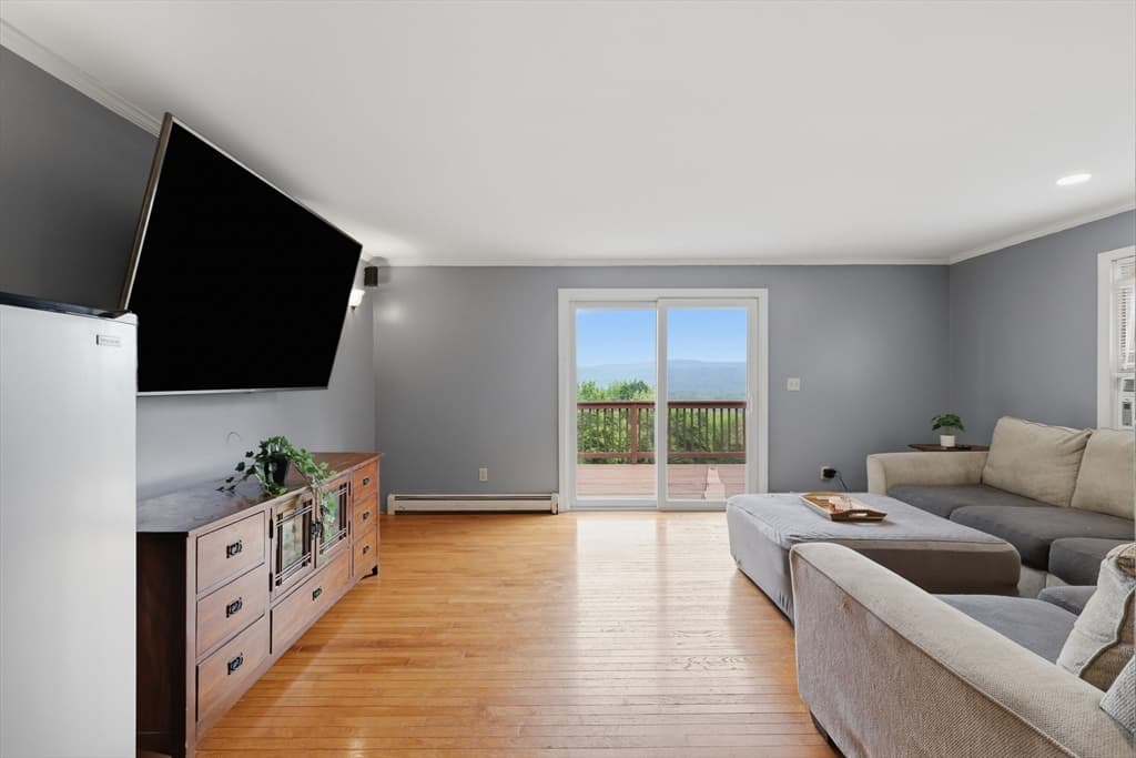 1373 N Orange Rd, Athol MA 01331 photo 3