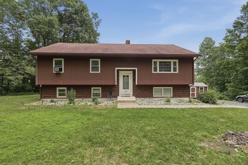 1373 N Orange Rd, Athol MA 01331