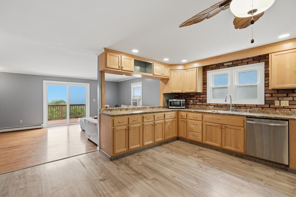 1373 N Orange Rd, Athol MA 01331 photo 8