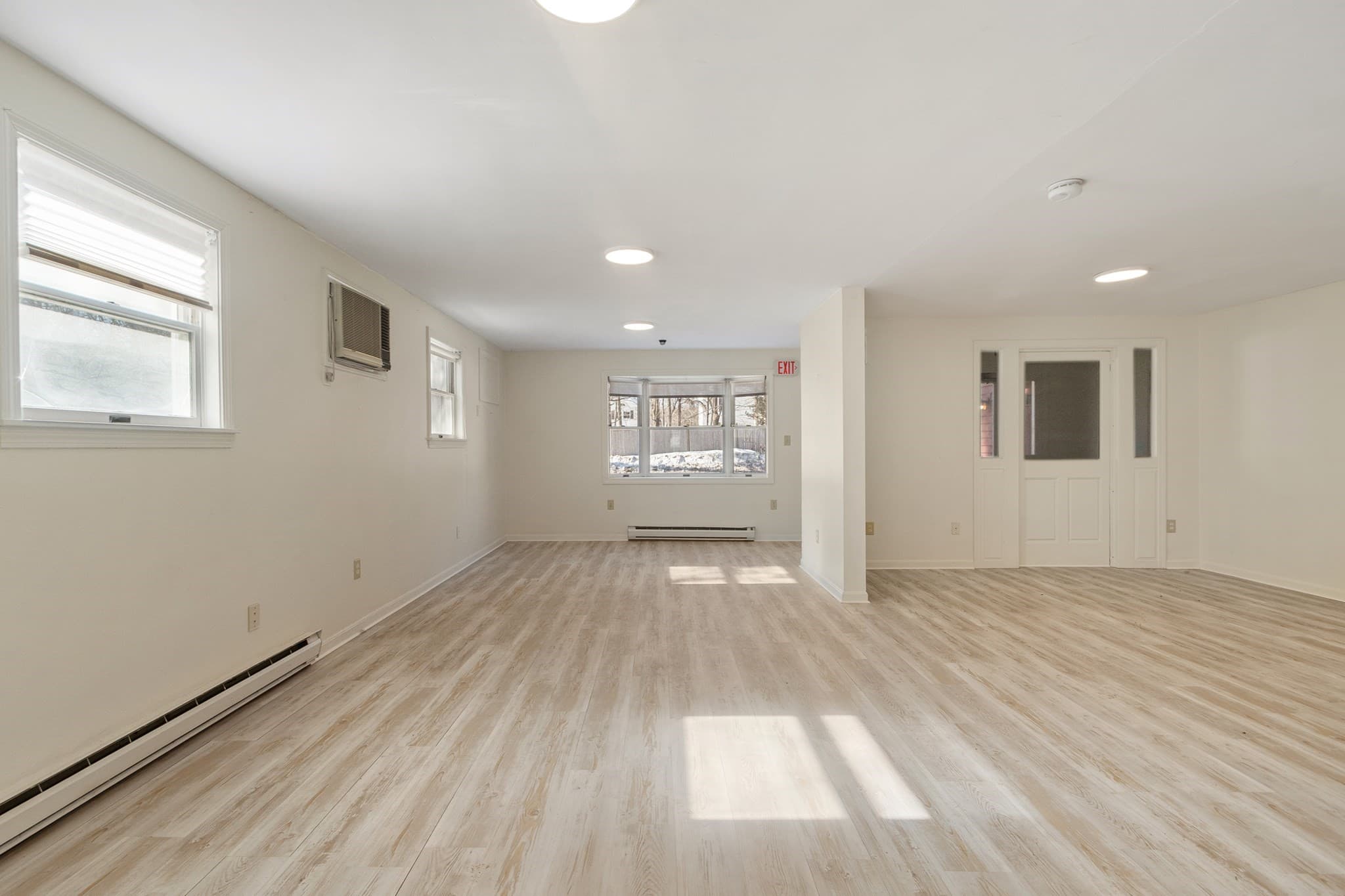 Commercial Sale at 561 Main St, Boxford MA 01921, photo 11 of 41