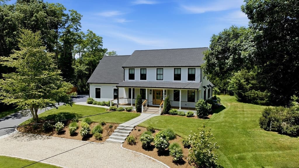 635 Santuit-Newtown Rd, Barnstable MA 02648 photo 2