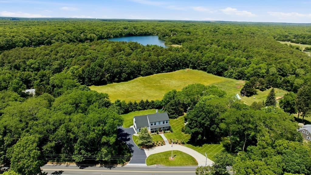 635 Santuit-Newtown Rd, Barnstable MA 02648 photo 3