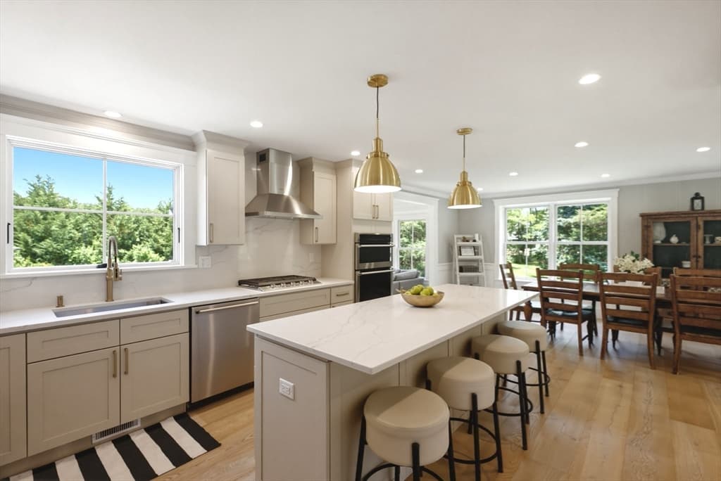 635 Santuit-Newtown Rd, Barnstable MA 02648 photo 10