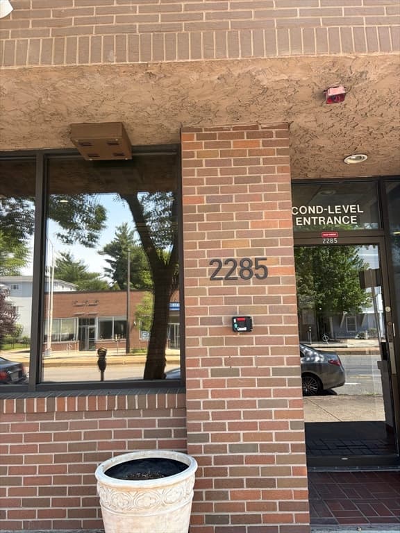 2285 Massachusetts Ave # 101, Cambridge MA 02140 photo 2
