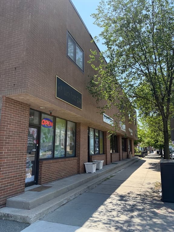 2285 Massachusetts Ave # 101, Cambridge MA 02140